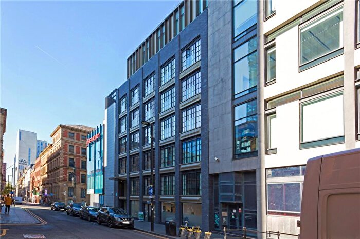2 Bedroom Penthouse To Rent In George Street, Manchester, Greater Manchester, M1
