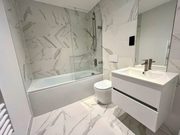 2 Bedroom Apartment To Rent In Apex Lofts, B12