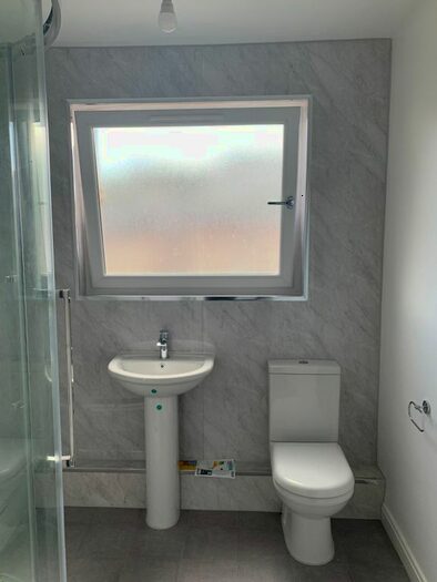 2 Bedroom Flat To Rent In Charterhall Grove, Edinburgh, EH9