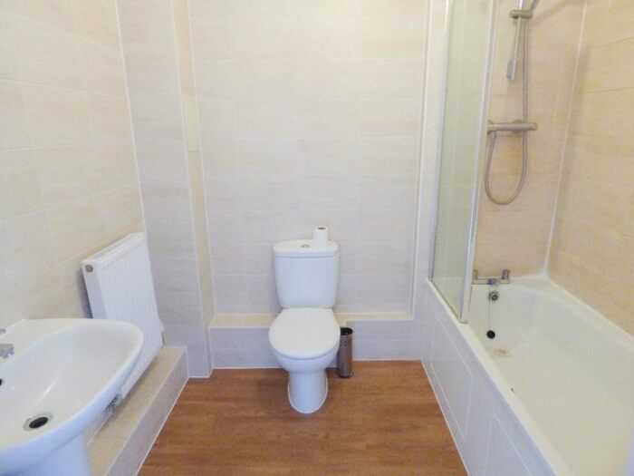 1 Bedroom Flat To Rent In Maxwell Road, Romford RM7