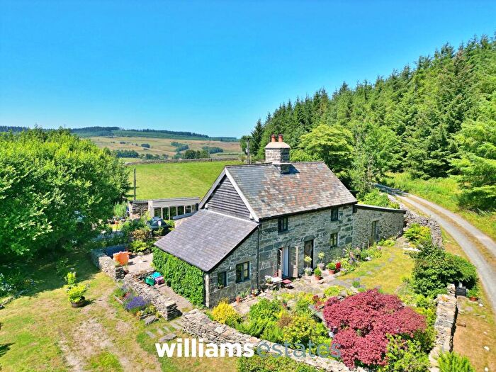3 Bedroom Detached House For Sale In Pentre Llyn Cymmer, Cerrigydrudion, LL21