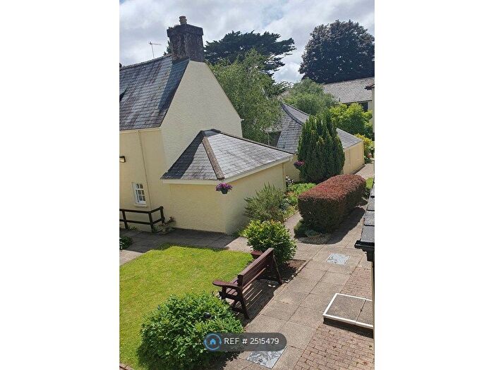 2 Bedroom Flat To Rent In The Manor House, Totnes, TQ9