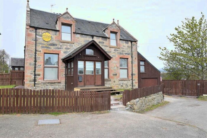 3 Bedroom Semi-Detached House For Sale In Muir Of Ord, IV6