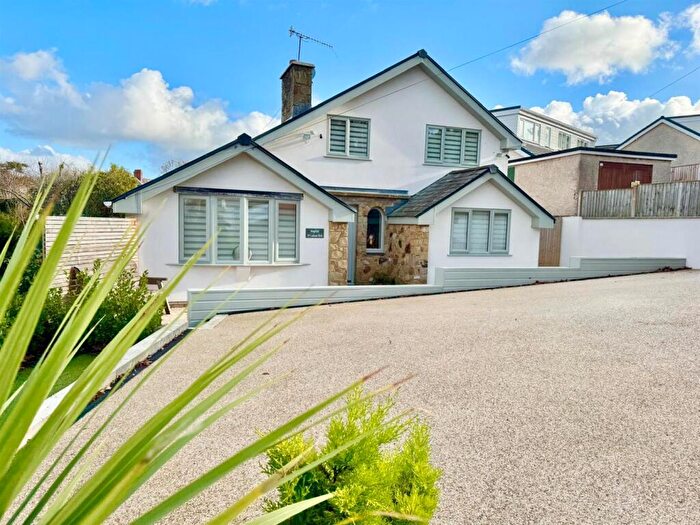 5 Bedroom House For Sale In Cadnant Park, Conwy, LL32