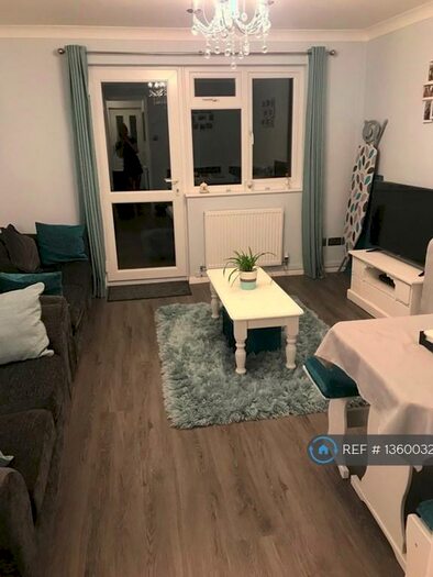 2 Bedroom Terraced House To Rent In York Road, Billericay, CM12