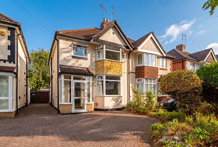 3 Bedroom Semi-Detached House For Sale In Sandy Hill Road, Shirley, B90