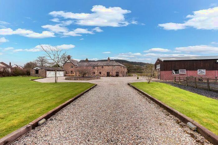 7 Bedroom Equestrian Facility For Sale In Middle Lane, Key Green, CW12