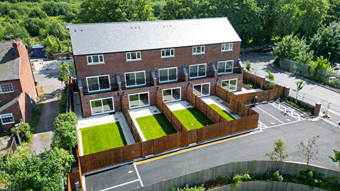 3 Bedroom Terraced House For Sale In Factory Street, Brampton, Chesterfield, S40