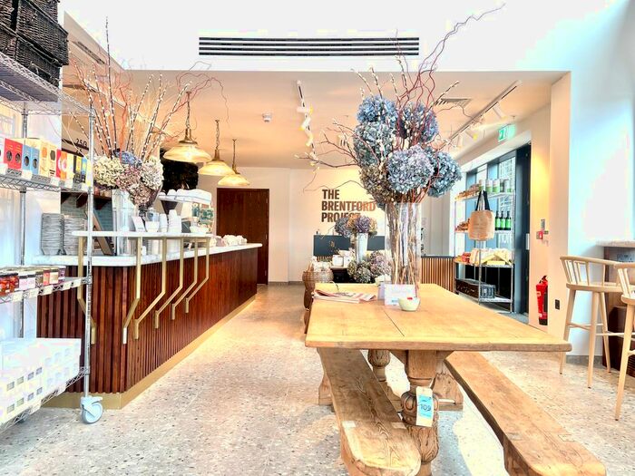 1 Bedroom Flat To Rent In Calville House, Ronalds Road, London, TW8