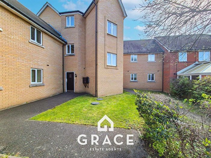 2 Bedroom Flat To Rent In Bramford Road, Ipswich, IP1