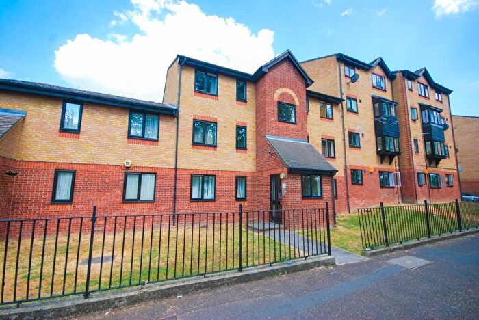 1 Bedroom Apartment To Rent In Viking Place, Leyton, E10
