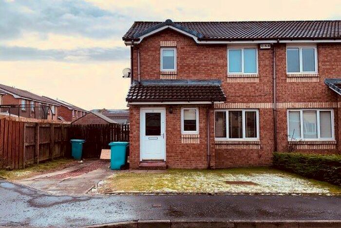 3 Bedroom Property To Rent In Senate Place, Motherwell, ML1
