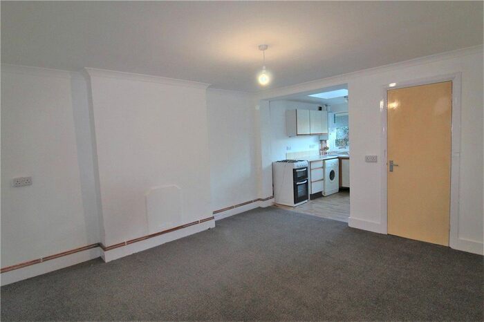 1 Bedroom Flat To Rent In Oval Road, Croydon CR0
