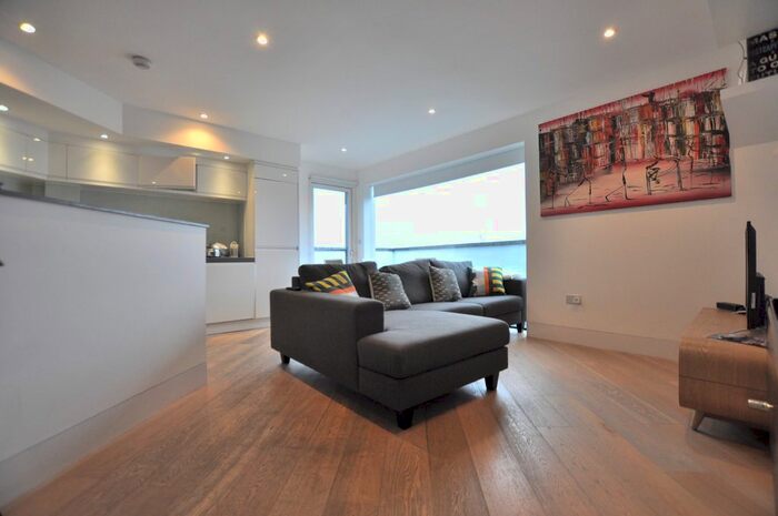 2 Bedroom Flat To Rent In Great Eastern Street, London, EC2A