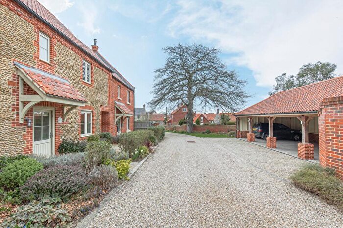 2 Bedroom Terraced House For Sale In Chain Free In Weybourne, NR25