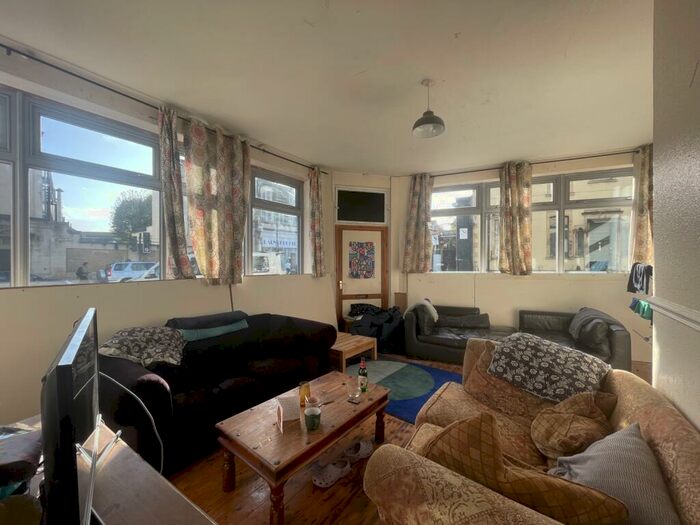 10 Bedroom End Of Terrace House To Rent In Zetland Road, Redland, Bristol, BS6