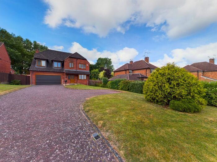 5 Bedroom Detached House For Sale In Bosworth Close, Baginton, Coventry, CV8