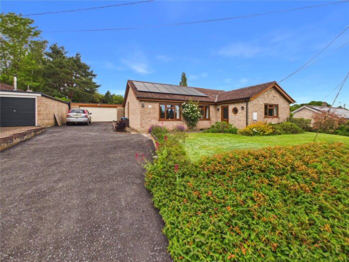 4 Bedroom Bungalow For Sale In Upper Street, Baylham, Ipswich, Suffolk, IP6