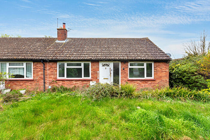 2 Bedroom Bungalow For Sale In Royston Avenue, Spaldwick, Huntingdon, Cambridgeshire, PE28