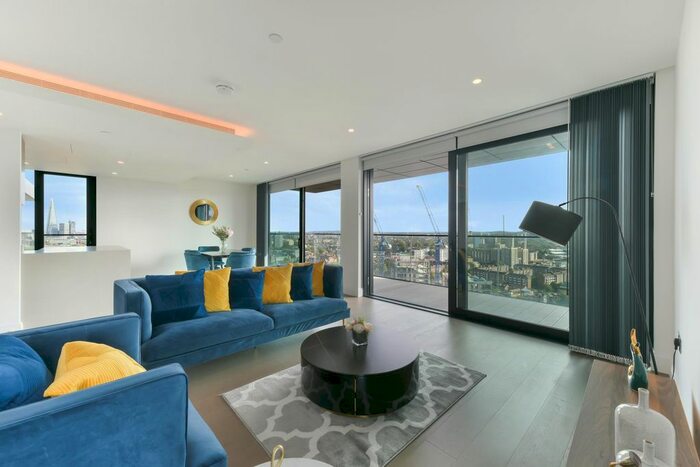 2 Bedroom Flat To Rent In The Dumont, Albert Embankment, London, SE1