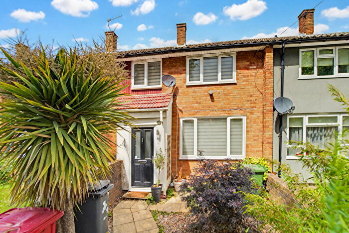 3 Bedroom Terraced House To Rent In Goodwin Road, Slough, SL2