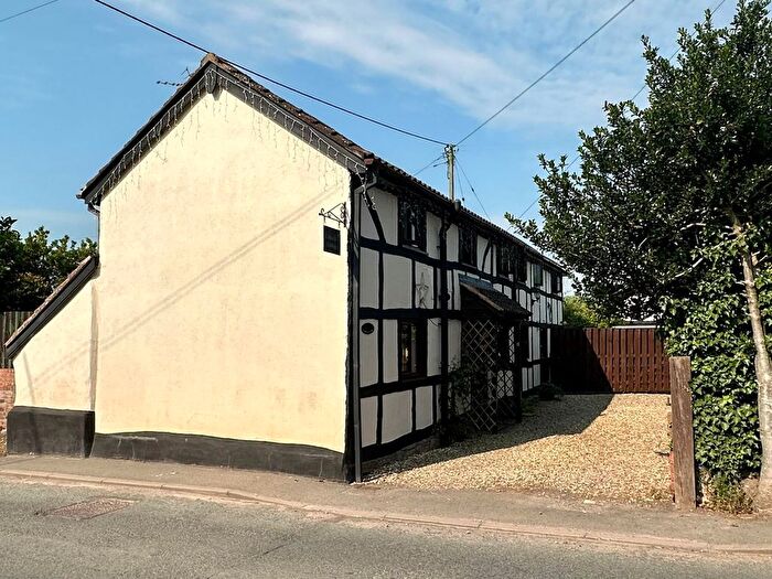 3 Bedroom Cottage For Sale In Bodenham, Hereford, HR1