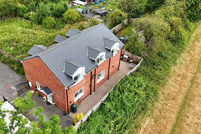 4 Bedroom Detached House For Sale In Woodstone Terrace, Houghton Le Spring, County Durham, DH4