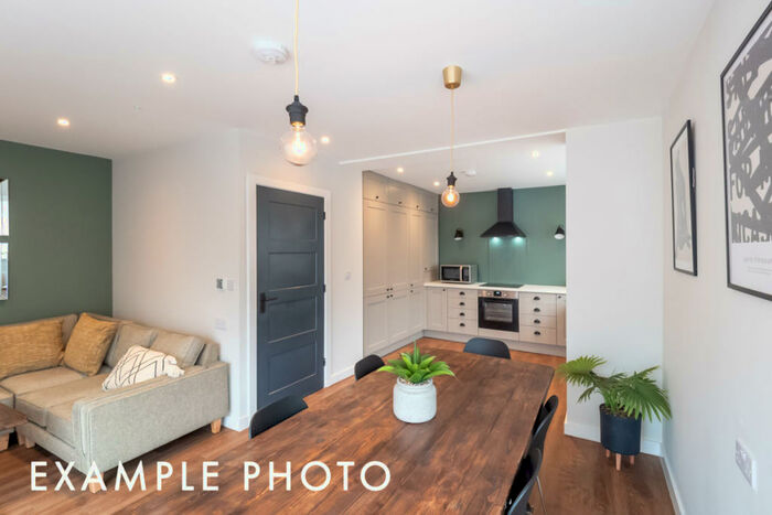 4 Bedroom Terraced House To Rent In Capricorn Way, Salford, M6