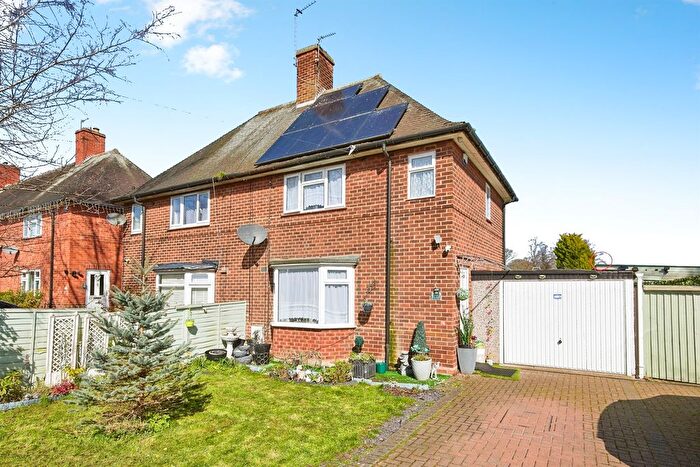 3 Bedroom Semi Detached House For Sale In Beechdale Road, Nottingham, NG8
