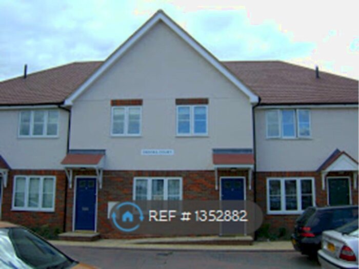 2 Bedroom Maisonette To Rent In Charlton Road, Harrow, HA3