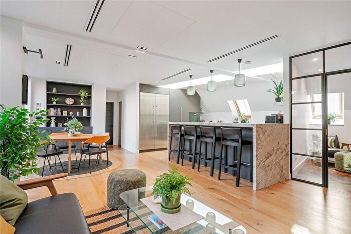 3 Bedroom Flat For Sale In Cock Lane, London, EC1A