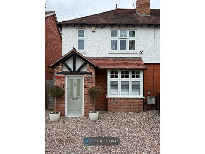 3 Bedroom Semi-Detached House To Rent In Aylesbury Road, Hockley Heath, Solihull, B94