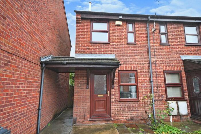 2 Bedroom House To Rent In Sausthorpe Street, Lincoln, LN5