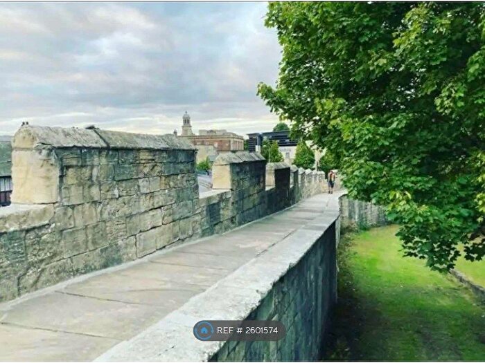 2 Bedroom Flat To Rent In Long Close Lane, York, YO10