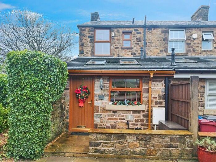 2 Bedroom Cottage For Sale In Charlotte Street, Chapeltown, BL7