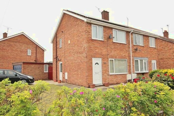 3 Bedroom Semi-Detached House To Rent In Millfield Drive, Camblesforth, Selby, YO8