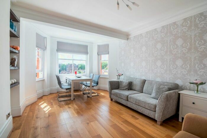 1 Bedroom Flat To Rent In Burnham Court, Moscow Road, London, W2