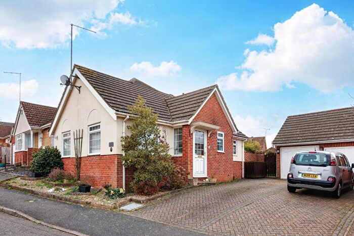 2 Bedroom Semi-Detached Bungalow For Sale In Horsham Close, Haverhill, CB9