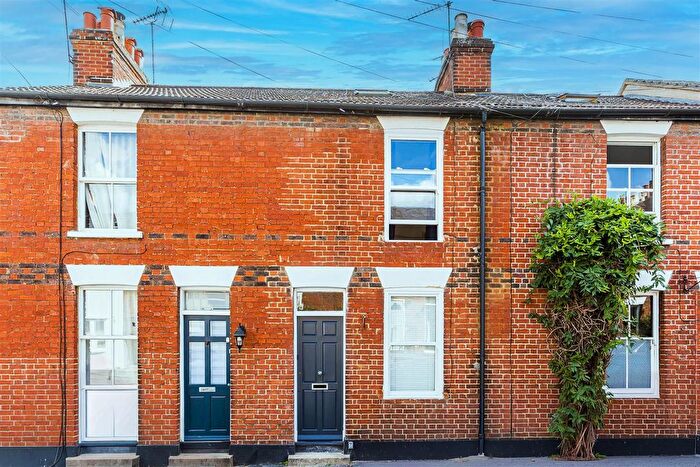 2 Bedroom Terraced House For Sale In Bardwell Road, St. Albans, AL1