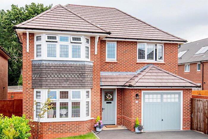 4 Bedroom Detached House For Sale In Ringlet Road, Leyland, PR25