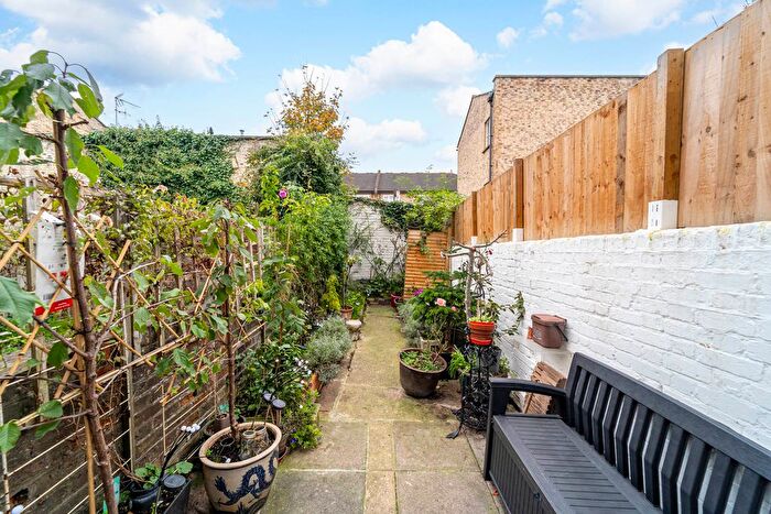 3 Bedroom Terraced House For Sale In Marlborough Road, London, N19