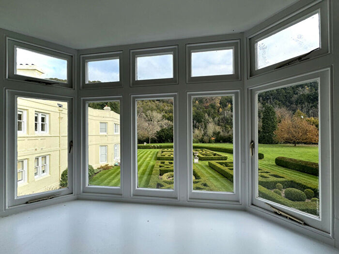 2 Bedroom Apartment To Rent In London Road, Dorking, RH5