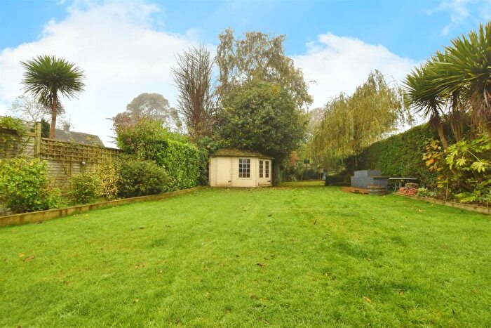 5 Bedroom Detached House For Sale In Derrymore Road, Willerby, HU10