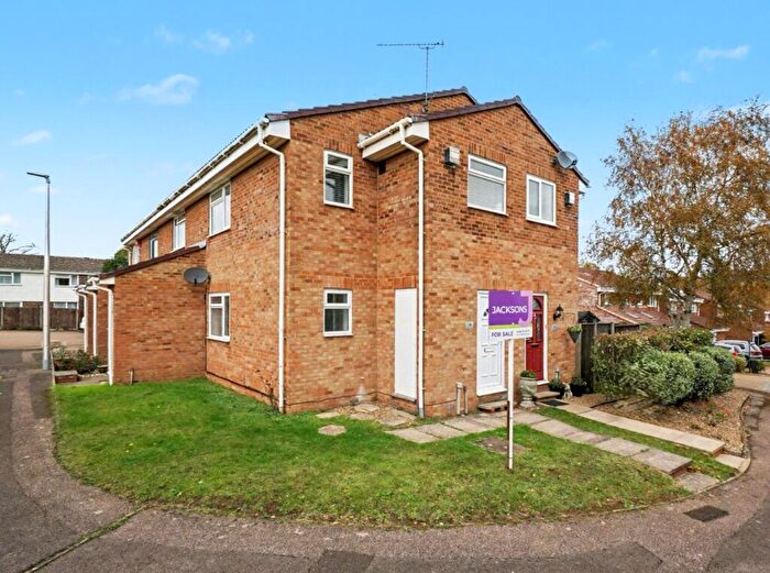 1 Bedroom End Of Terrace House For Sale In Middleton Close, Rainham, ME8