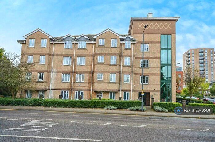 2 Bedroom Flat To Rent In Nightingale Court, Harrow, HA1