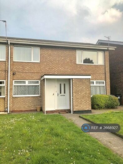 2 Bedroom Maisonette To Rent In Selby Close, Birmingham, B26