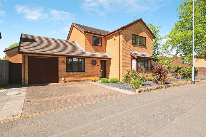 4 Bedroom Detached House For Sale In Eastfield Road, Peterborough, Cambridgeshire, PE1