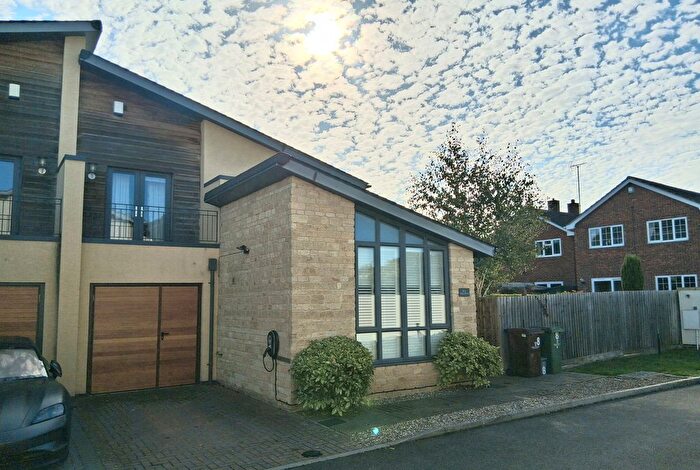 4 Bedroom Semi-detached House For Sale In Chase View, Cheltenham, GL52