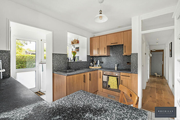 1 Bedroom Apartment To Rent In Nelson Close, Walton-on-Thames, Surrey, KT12