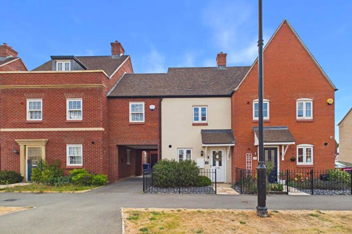 2 Bedroom Terraced House For Sale In Yeoman Road, Towcester, NN12